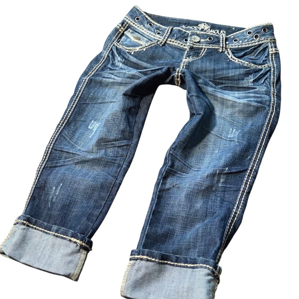 Y2K Mcbling Grunge Studded Grommet Denim Capris Blue Dark Wash Size 1 Y2K